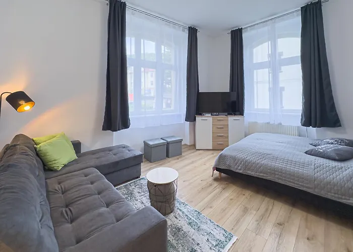 Apartment Laura 2 - Apartment With Taste Of Coffee In City Centre - Opened April 2024