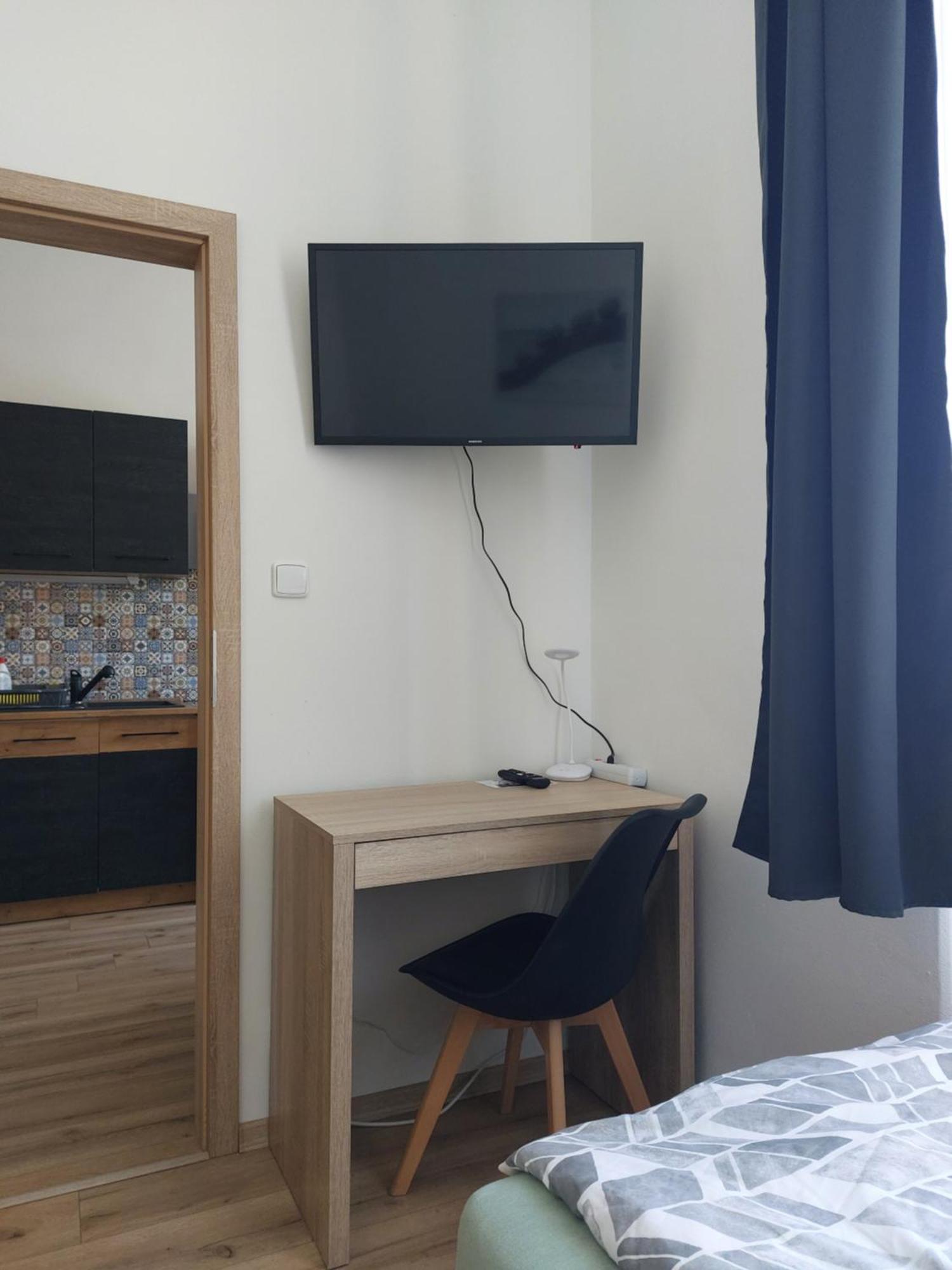 Laura 2 - With Taste Of Coffee In Centre - Opened April 2024 Appartement Karlsbad